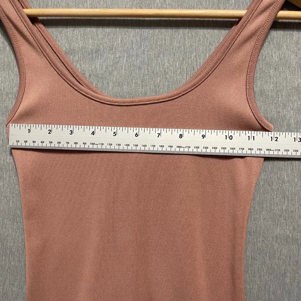 Express Bodycon Dress‎ Womens XXS Mauve Pink Ribbed Knit Scoop Neck Midi Chic